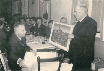 Verabschiedung von Pfarrer Günther durch Bürgermeister Gronbach im Jahr 1961