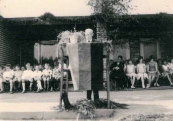 Einweihung der Grund- und Hauptschule im Juli 1963